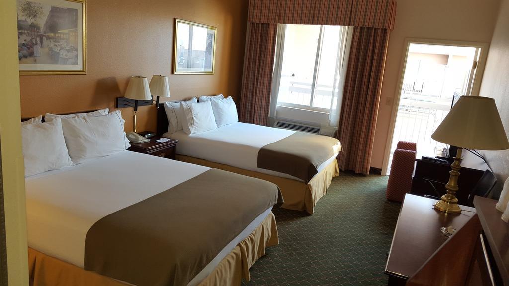 Country Inn & Suites By Radisson, Fort Worth West L-30 Nas Jrb المظهر الخارجي الصورة
